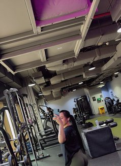 Sachi - puta in Doha Photo 3 of 4