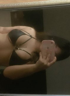 Sachi - escort in Dubai Photo 1 of 2