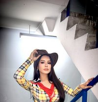 Sachie kim desires expertise - escort in Manila