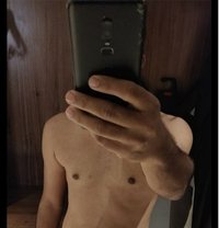 Sachin (Independent) 7 inch - Acompañantes masculino in New Delhi