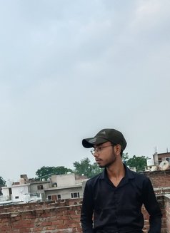 Sachin - Male escort in New Delhi Photo 2 of 2