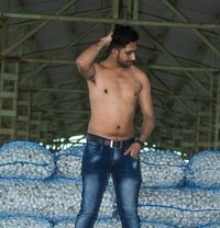 Gigolo Boy Sachin Kumar - Acompañantes masculino in New Delhi