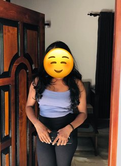 Sachini - escort in Colombo Photo 2 of 6