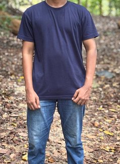 20 Year Old Boy - Male escort in Colombo Photo 1 of 2