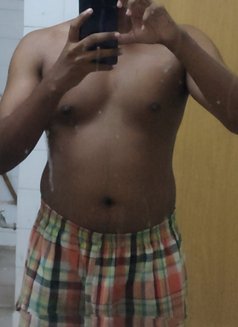 20 Year Old Boy - Male escort in Colombo Photo 2 of 2