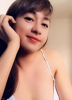 Miss - Transsexual escort in Makati City Photo 14 of 20