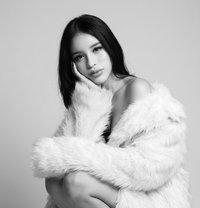 New girl (meet,camshow,content) - puta in Manila