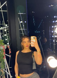 Sadaf - escort in İstanbul Photo 3 of 8