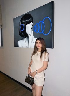 Sadaf - escort in Dubai Photo 3 of 9