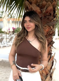 Sadaf - escort in Dubai Photo 7 of 9