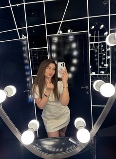 Sadaf - escort in Dubai Photo 8 of 9