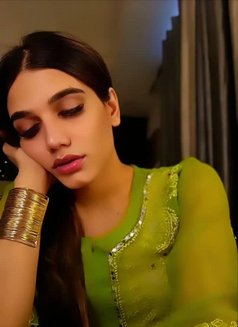 Sadia - Transsexual escort in Gurgaon Photo 11 of 16