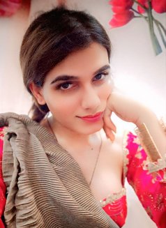 Sadia - Transsexual escort in Gurgaon Photo 13 of 16