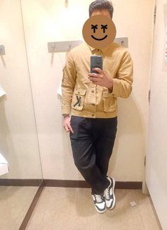 Sadik Ahmed - Intérprete masculino de adultos in Dhaka Photo 3 of 6