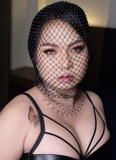 HEADMISTRESS/MADAME/QUEEN/MOMMY/GODDESS - Transsexual escort in Bangkok Photo 9 of 24