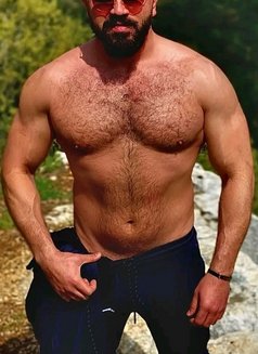 Saeed - Male escort in Erbil Photo 1 of 4