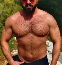 Saeed - Male escort in Erbil