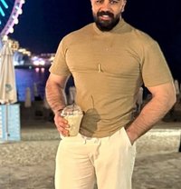 Saeed - Male escort in Erbil