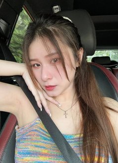 Safa - escort in Jakarta Photo 3 of 4