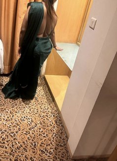 Safashuru - escort in Mumbai Photo 3 of 5