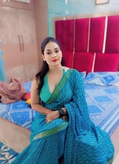 Safe and Secure Tamil North Telugu - escort in Chennai Photo 1 of 4
