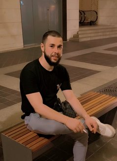 ali - Acompañantes masculino in Beirut Photo 1 of 3