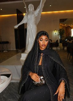 Safeera - escort in Muscat Photo 4 of 4
