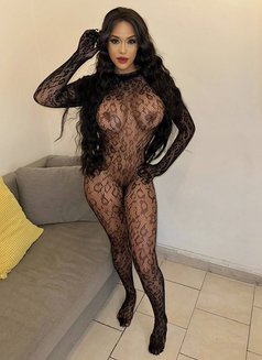 Saffira - escort in Lisbon Photo 3 of 7