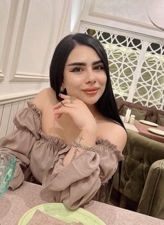 Safia Escort - puta in Muscat Photo 8 of 12