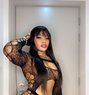 Safia - puta in Dubai Photo 2 of 6