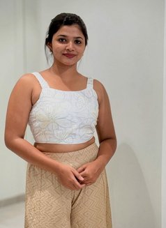 Safiya - escort in Chandigarh Photo 1 of 3