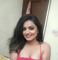 Safiya - puta in Mysore