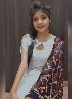 Safiya - puta in Tiruchirapalli Photo 1 of 2