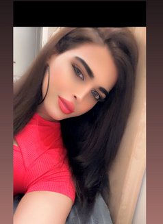 Safoo - Transsexual escort in Amman Photo 5 of 9