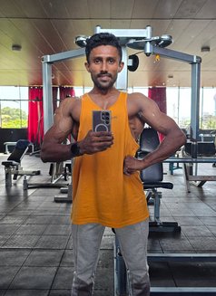 Safran - masseur in Colombo Photo 8 of 14