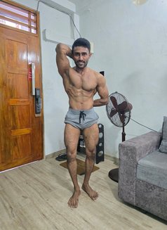 Safran - masseur in Colombo Photo 3 of 13