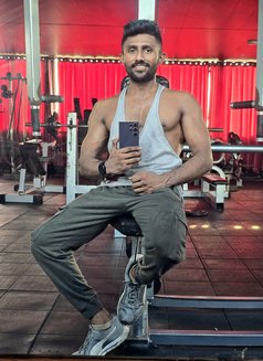 Safran - masseur in Colombo Photo 3 of 4