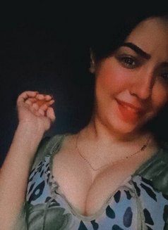 Safy - escort in Cairo Photo 1 of 3