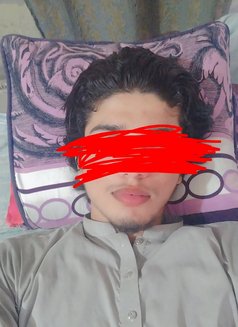 Safyan - Male escort in Lahore Photo 1 of 2