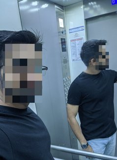 Sagar - Male escort in Mumbai Photo 1 of 2