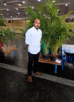 Sagar Shivale - Male escort in New Delhi Photo 2 of 3