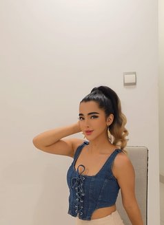 Saha - escort in Muscat Photo 4 of 9