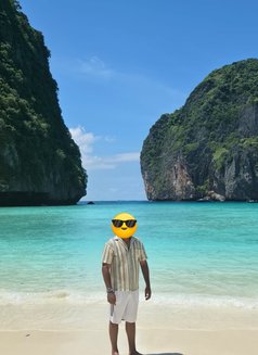 Sahab - Male escort in Noida Photo 3 of 4