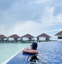 Sahan98 - Male escort in Colombo