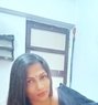 Sahana - Acompañantes transexual in Chennai Photo 3 of 5