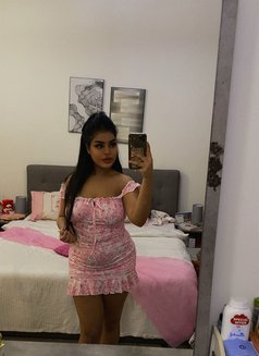 Sahar - puta in Dubai Photo 6 of 7
