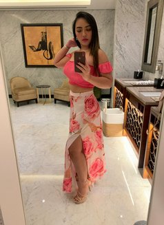 Sahara - escort in Singapore Photo 1 of 4