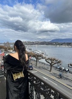 Sahara - escort in Singapore Photo 3 of 4