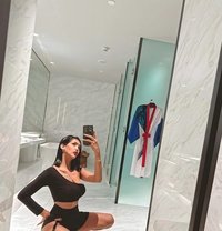 Sahaya Love - puta in Boracay