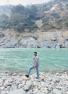 Saheb - Male escort in Noida Photo 3 of 3